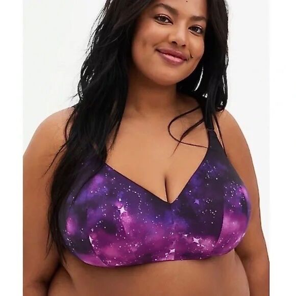 Torrid Curves Galaxy 360 Back Smoothing Lightly Lined Wire Free Bra Sz 4… - Picture 1 of 6